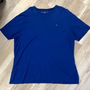 tommy hilfiger t-shirt size XL